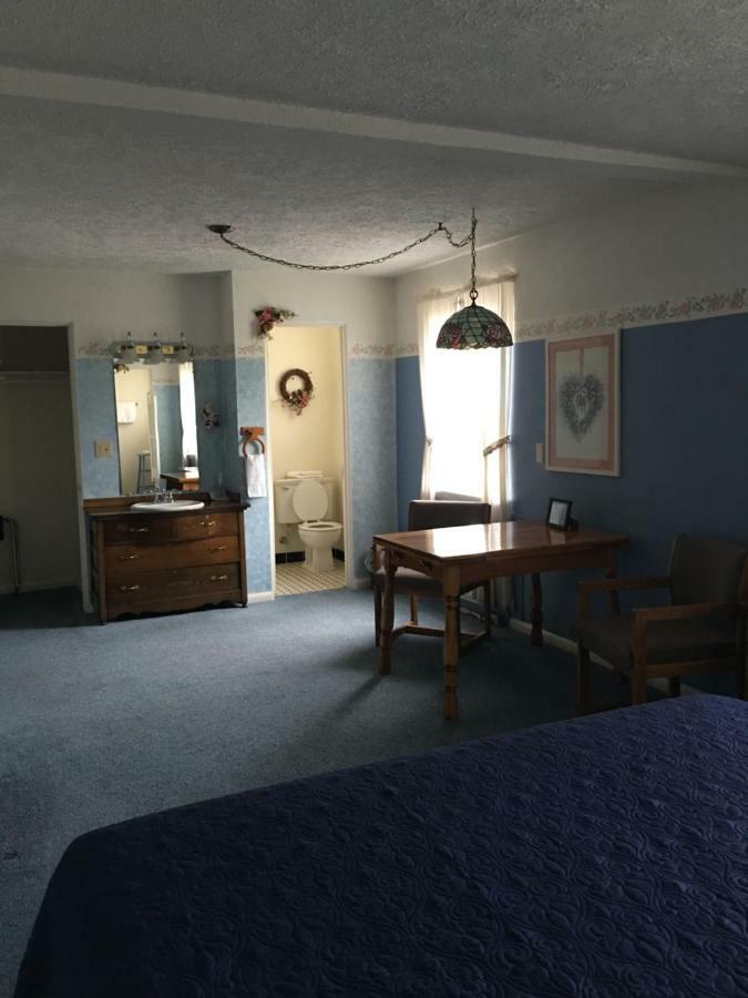 Boardwalk Inn 圣伊尼亚斯 外观 照片
