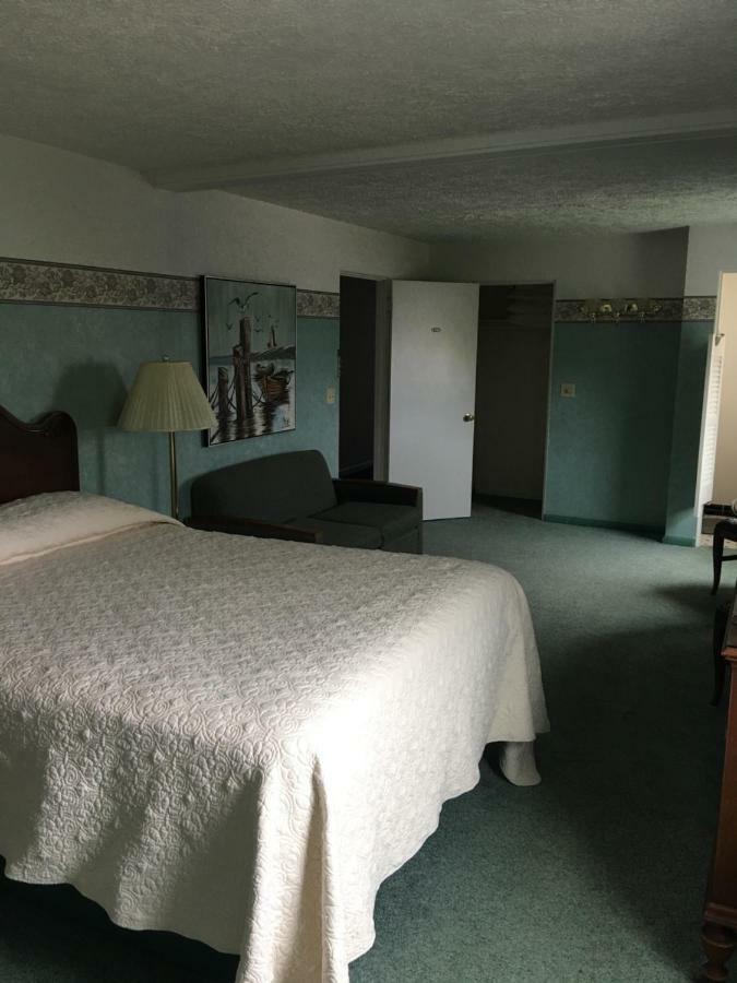Boardwalk Inn 圣伊尼亚斯 外观 照片
